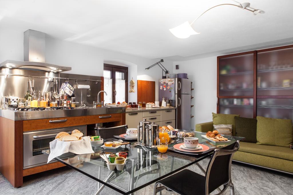 B&B Al Castel Пон-Сен-Мартен Экстерьер фото